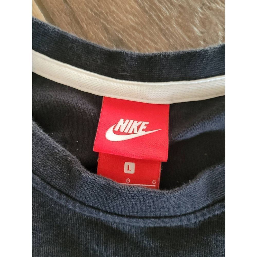 Nike crop top  t-shirt - Picture 3 of 3